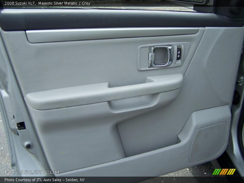 Door Panel of 2008 XL7 