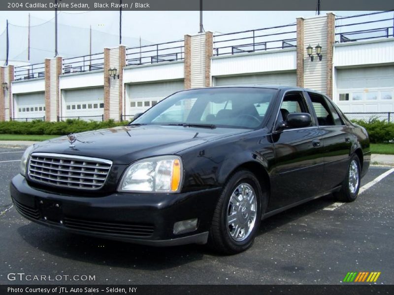 Black Raven / Black 2004 Cadillac DeVille Sedan