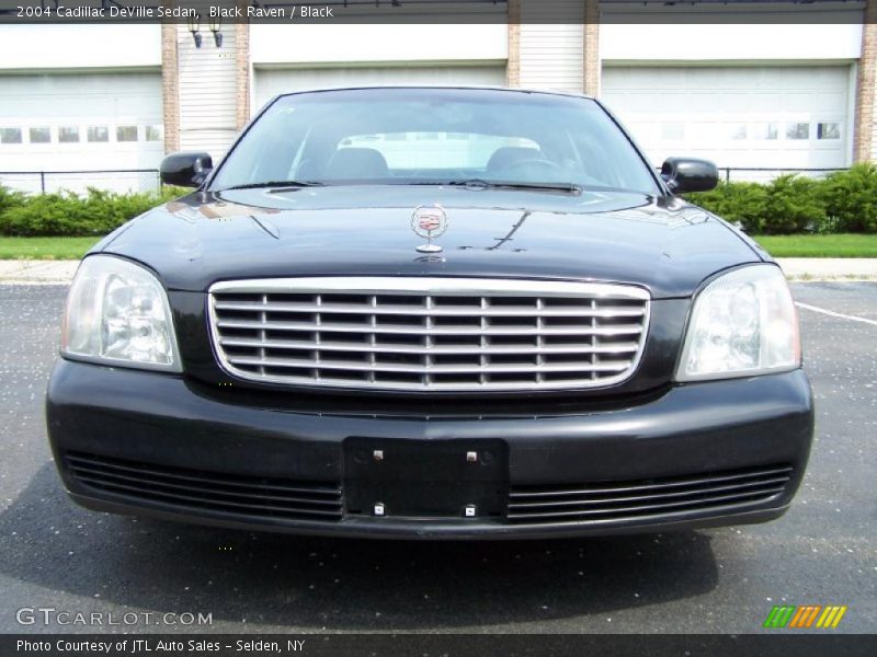 Black Raven / Black 2004 Cadillac DeVille Sedan