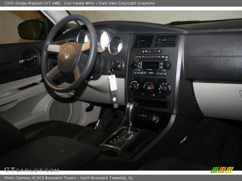 Cool Vanilla White / Dark Slate Gray/Light Graystone 2005 Dodge Magnum SXT AWD