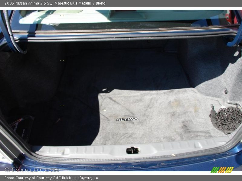 Majestic Blue Metallic / Blond 2005 Nissan Altima 3.5 SL