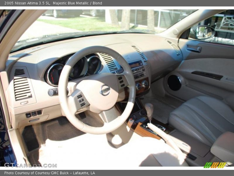 Majestic Blue Metallic / Blond 2005 Nissan Altima 3.5 SL