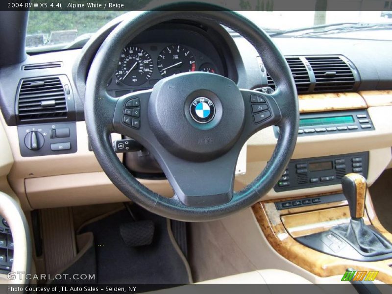 Alpine White / Beige 2004 BMW X5 4.4i