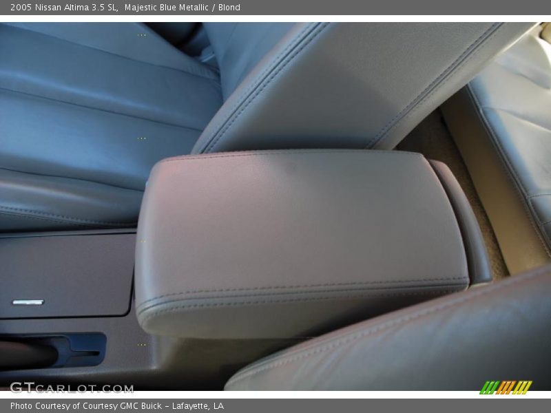 Majestic Blue Metallic / Blond 2005 Nissan Altima 3.5 SL