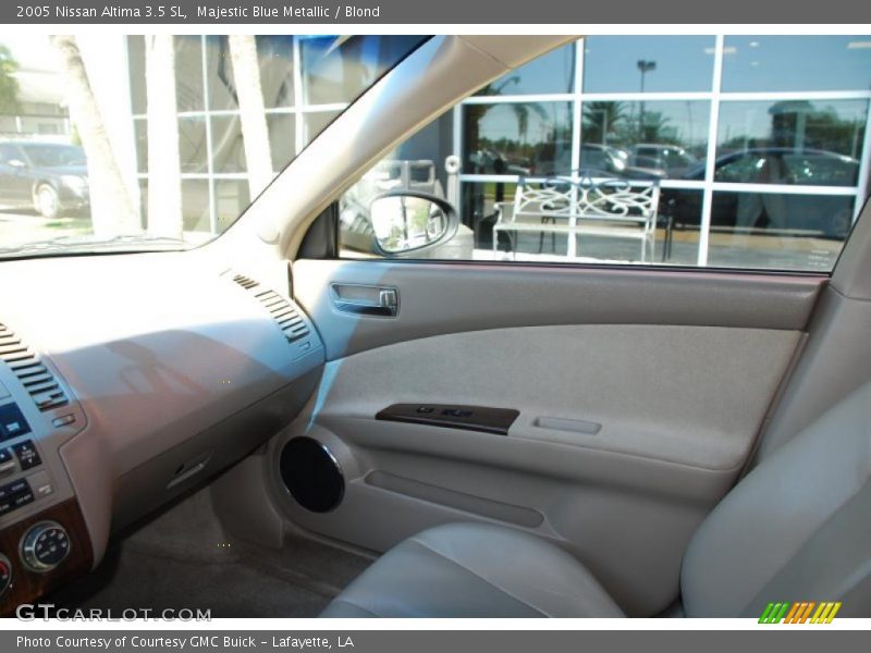 Majestic Blue Metallic / Blond 2005 Nissan Altima 3.5 SL
