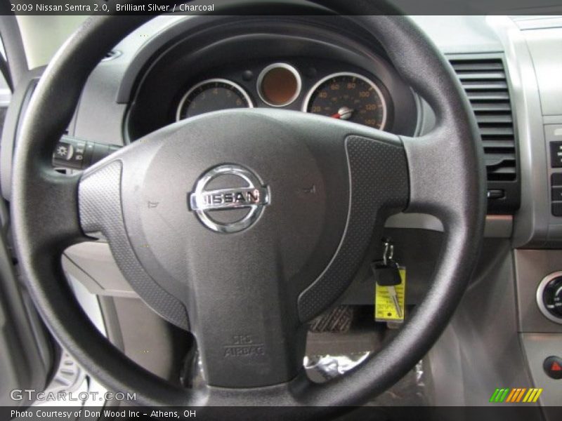 Brilliant Silver / Charcoal 2009 Nissan Sentra 2.0
