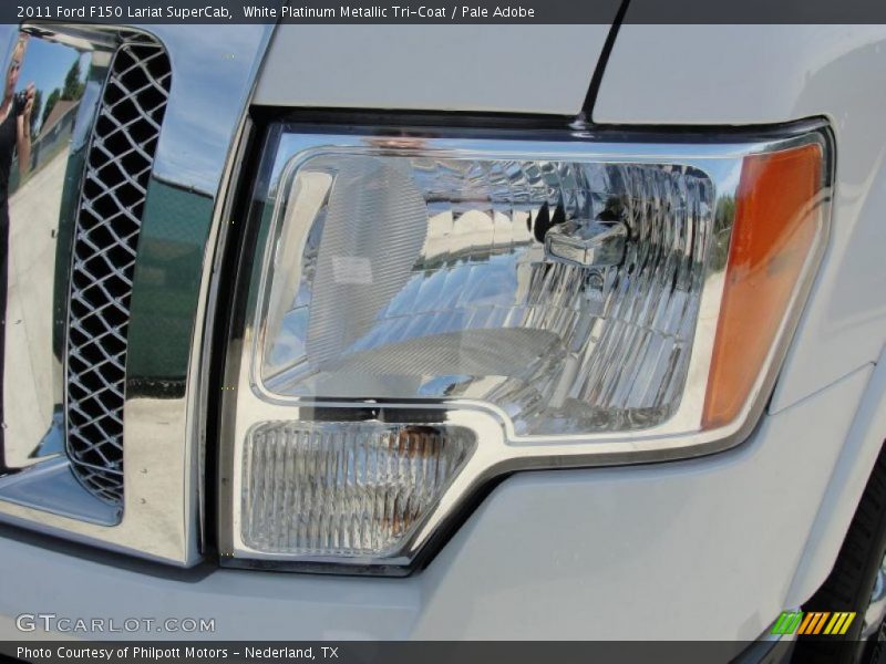 White Platinum Metallic Tri-Coat / Pale Adobe 2011 Ford F150 Lariat SuperCab