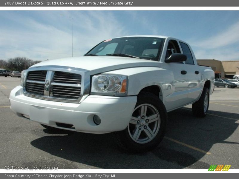 Bright White / Medium Slate Gray 2007 Dodge Dakota ST Quad Cab 4x4