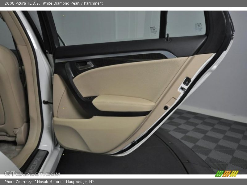 White Diamond Pearl / Parchment 2008 Acura TL 3.2