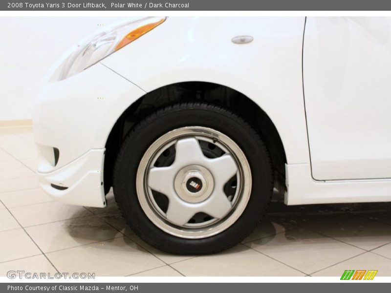 Polar White / Dark Charcoal 2008 Toyota Yaris 3 Door Liftback