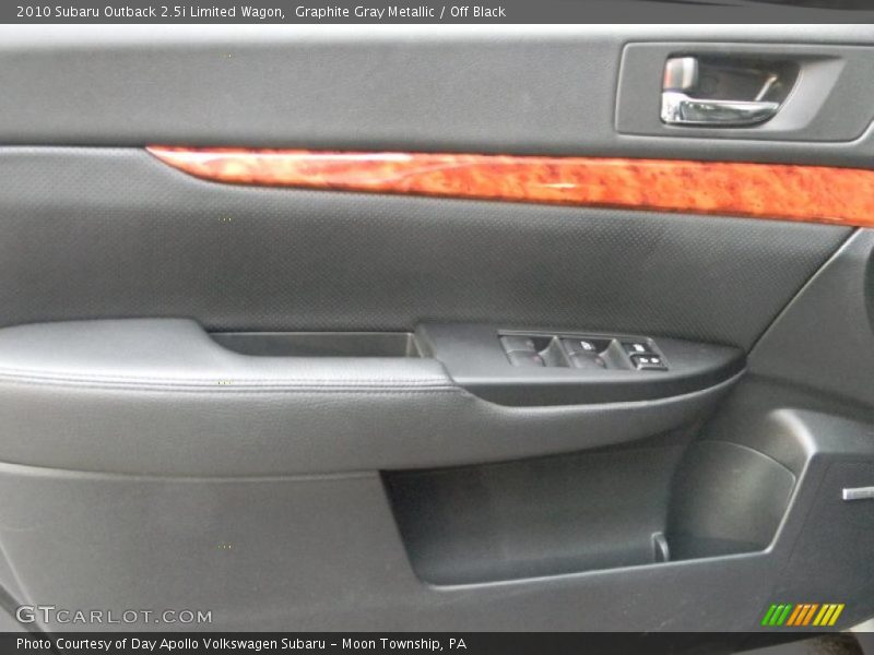 Graphite Gray Metallic / Off Black 2010 Subaru Outback 2.5i Limited Wagon