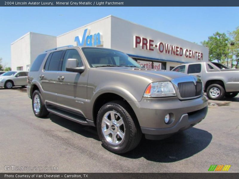 Mineral Grey Metallic / Light Parchment 2004 Lincoln Aviator Luxury