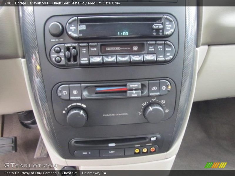 Linen Gold Metallic / Medium Slate Gray 2005 Dodge Caravan SXT