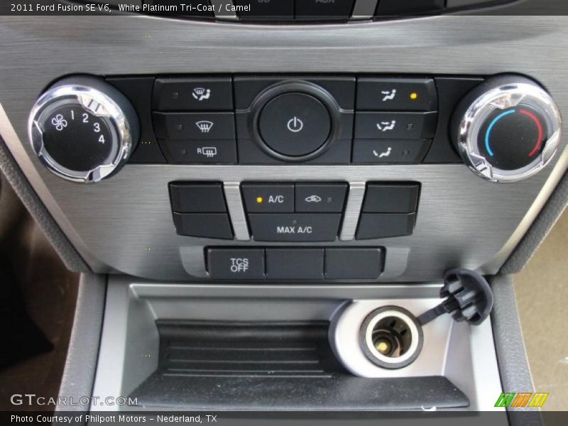 White Platinum Tri-Coat / Camel 2011 Ford Fusion SE V6