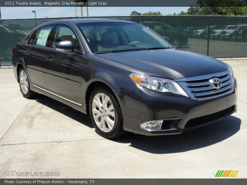 Magnetic Gray Metallic / Light Gray 2011 Toyota Avalon