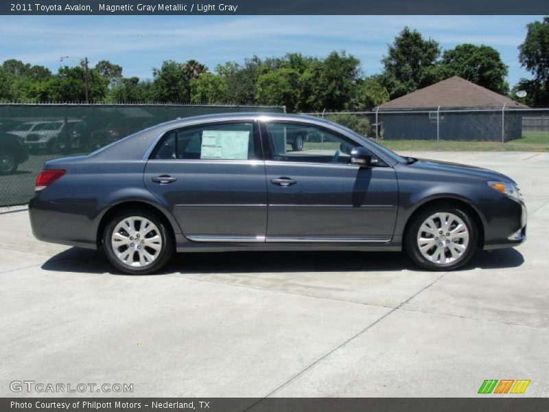 Magnetic Gray Metallic / Light Gray 2011 Toyota Avalon