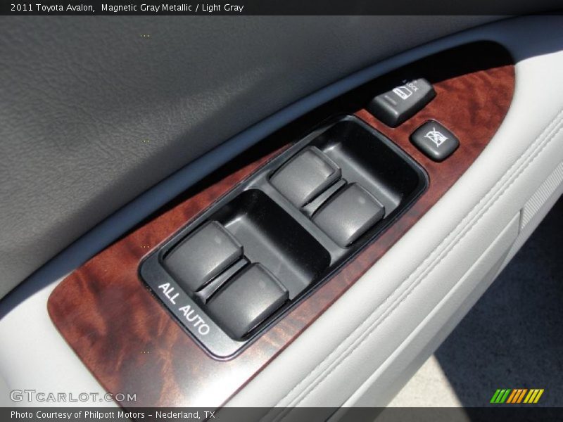 Magnetic Gray Metallic / Light Gray 2011 Toyota Avalon