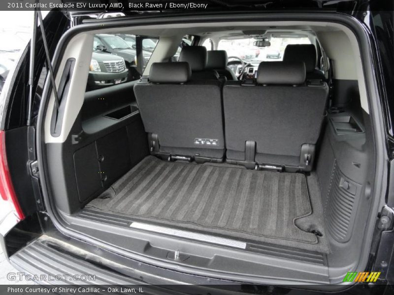  2011 Escalade ESV Luxury AWD Trunk
