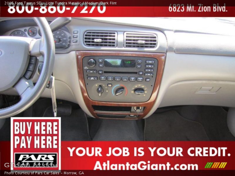 Light Tundra Metallic / Medium/Dark Flint 2005 Ford Taurus SEL