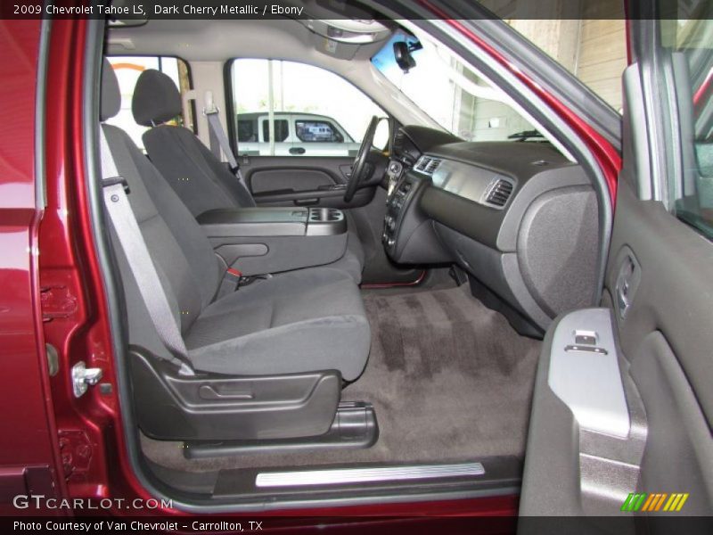  2009 Tahoe LS Ebony Interior