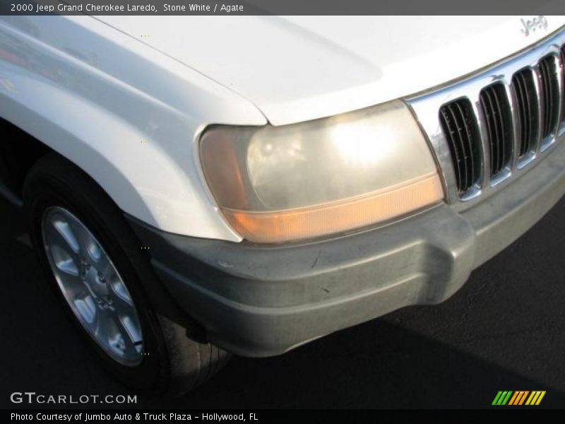 Stone White / Agate 2000 Jeep Grand Cherokee Laredo