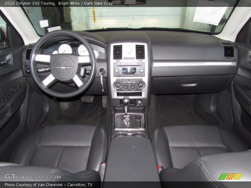 Bright White / Dark Slate Gray 2010 Chrysler 300 Touring