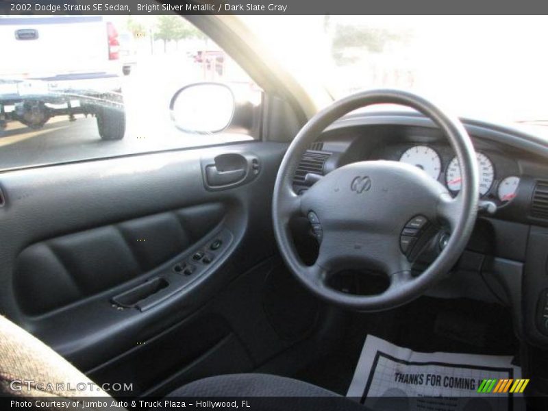 Bright Silver Metallic / Dark Slate Gray 2002 Dodge Stratus SE Sedan