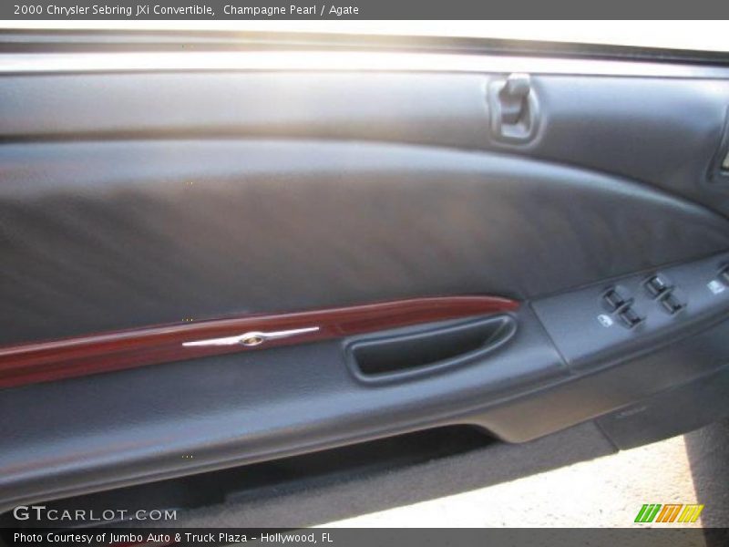 Champagne Pearl / Agate 2000 Chrysler Sebring JXi Convertible