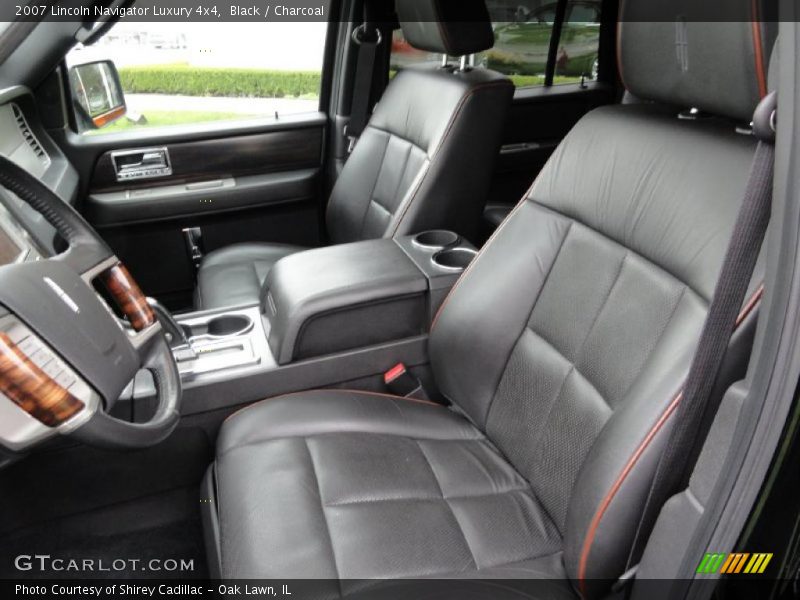  2007 Navigator Luxury 4x4 Charcoal Interior