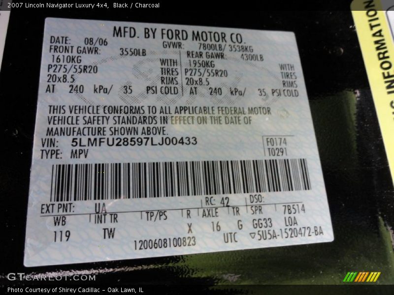 2007 Navigator Luxury 4x4 Black Color Code UA