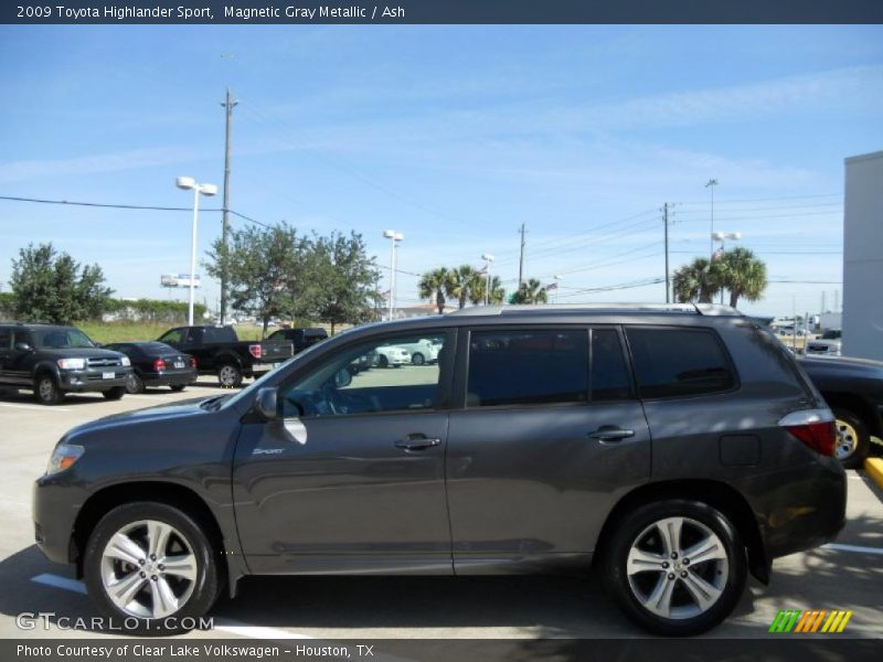 Magnetic Gray Metallic / Ash 2009 Toyota Highlander Sport