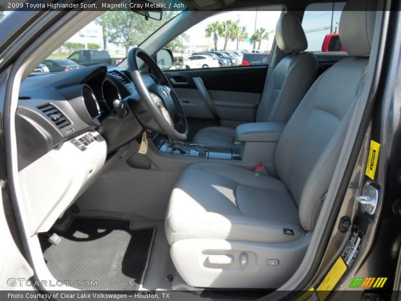 Magnetic Gray Metallic / Ash 2009 Toyota Highlander Sport