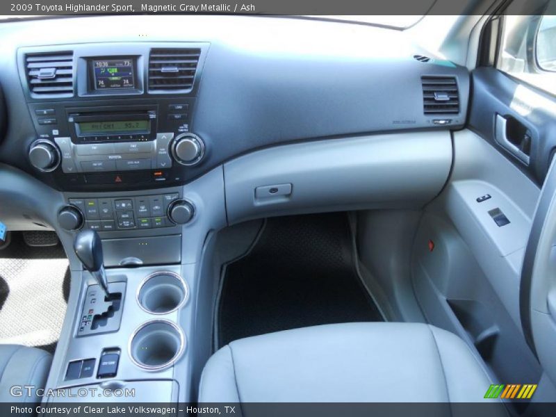 Magnetic Gray Metallic / Ash 2009 Toyota Highlander Sport