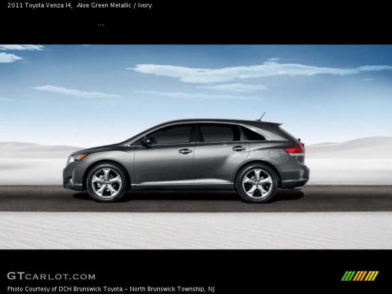 Aloe Green Metallic / Ivory 2011 Toyota Venza I4