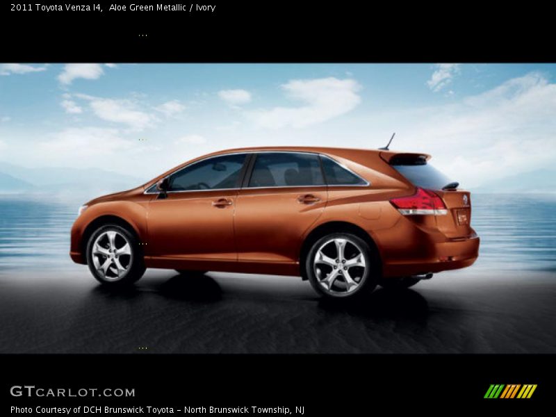 Aloe Green Metallic / Ivory 2011 Toyota Venza I4