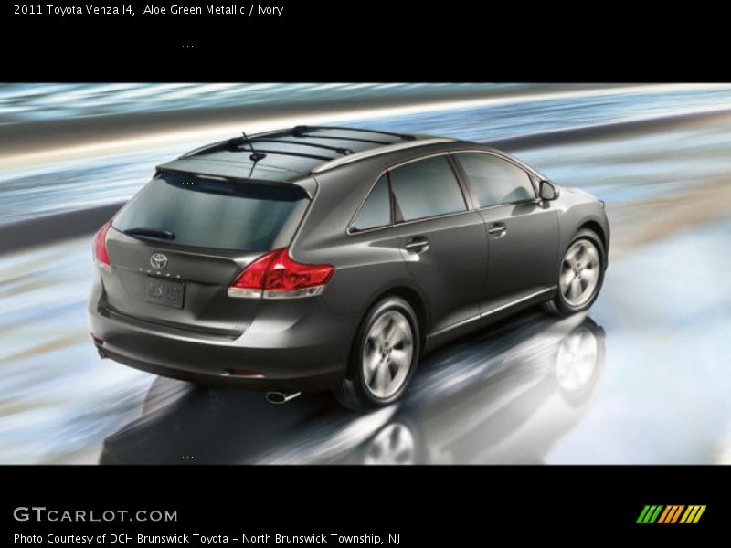 Aloe Green Metallic / Ivory 2011 Toyota Venza I4