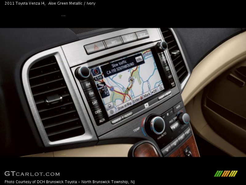 Aloe Green Metallic / Ivory 2011 Toyota Venza I4