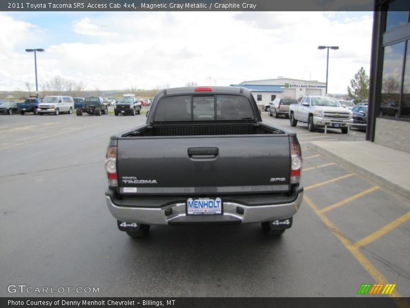 Magnetic Gray Metallic / Graphite Gray 2011 Toyota Tacoma SR5 Access Cab 4x4