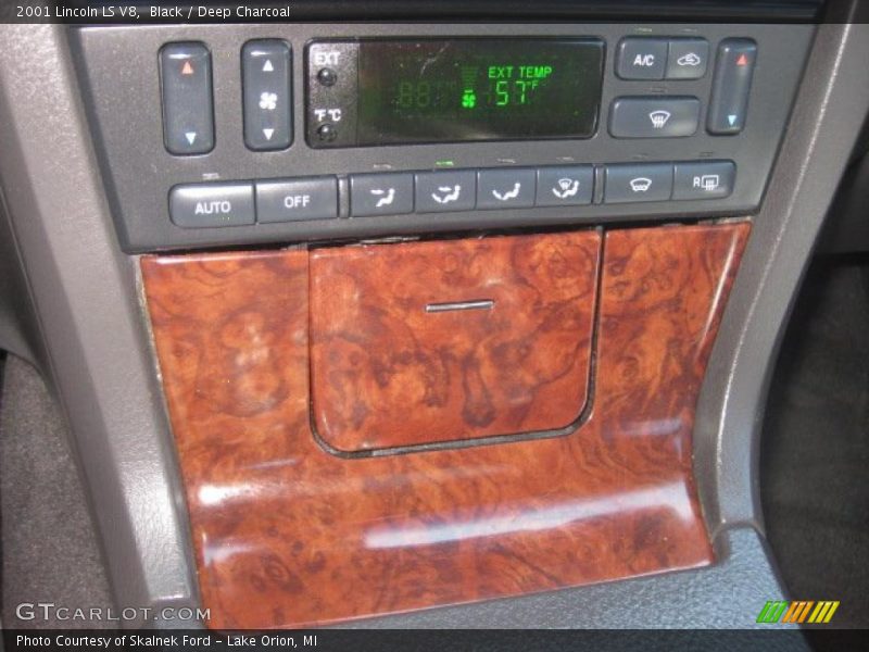 Black / Deep Charcoal 2001 Lincoln LS V8