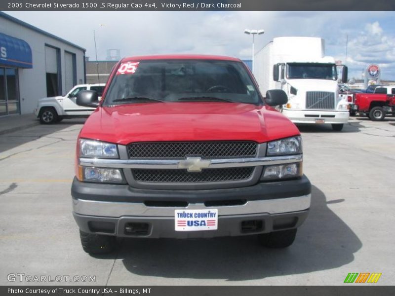 Victory Red / Dark Charcoal 2005 Chevrolet Silverado 1500 LS Regular Cab 4x4