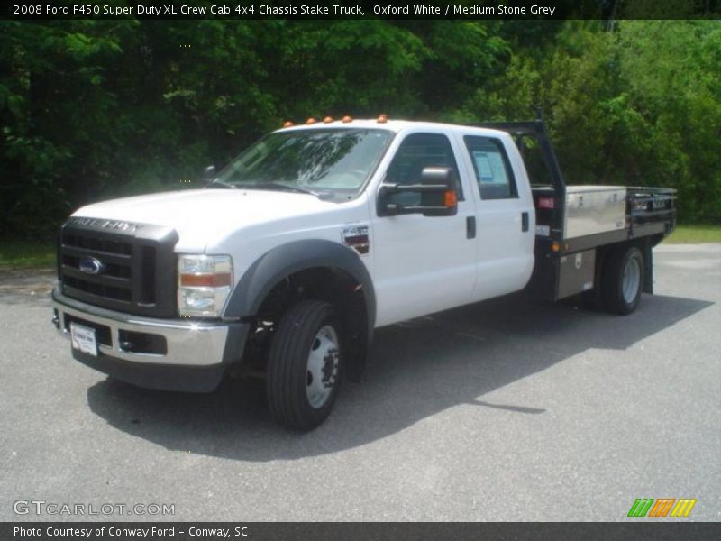 Oxford White / Medium Stone Grey 2008 Ford F450 Super Duty XL Crew Cab 4x4 Chassis Stake Truck