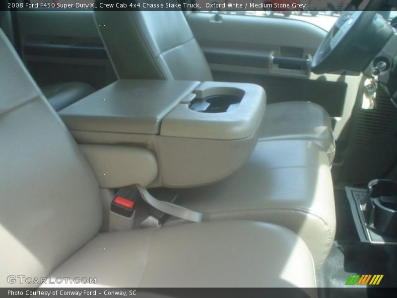 Oxford White / Medium Stone Grey 2008 Ford F450 Super Duty XL Crew Cab 4x4 Chassis Stake Truck