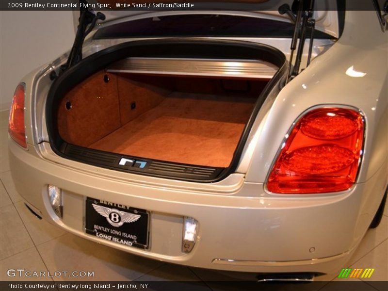  2009 Continental Flying Spur  Trunk