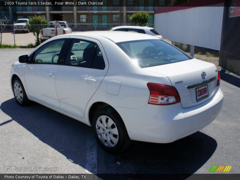 Polar White / Dark Charcoal 2009 Toyota Yaris S Sedan