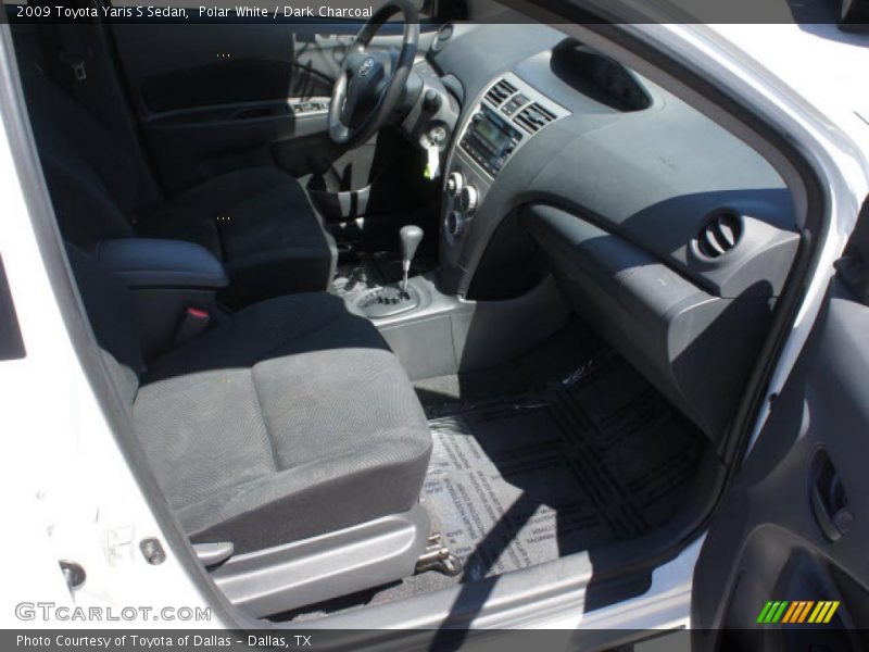 Polar White / Dark Charcoal 2009 Toyota Yaris S Sedan