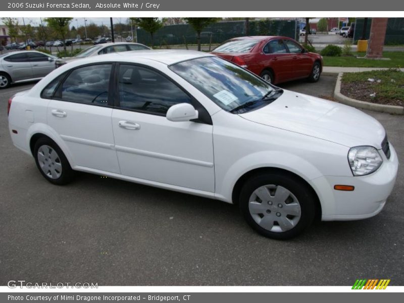 Absolute White / Grey 2006 Suzuki Forenza Sedan