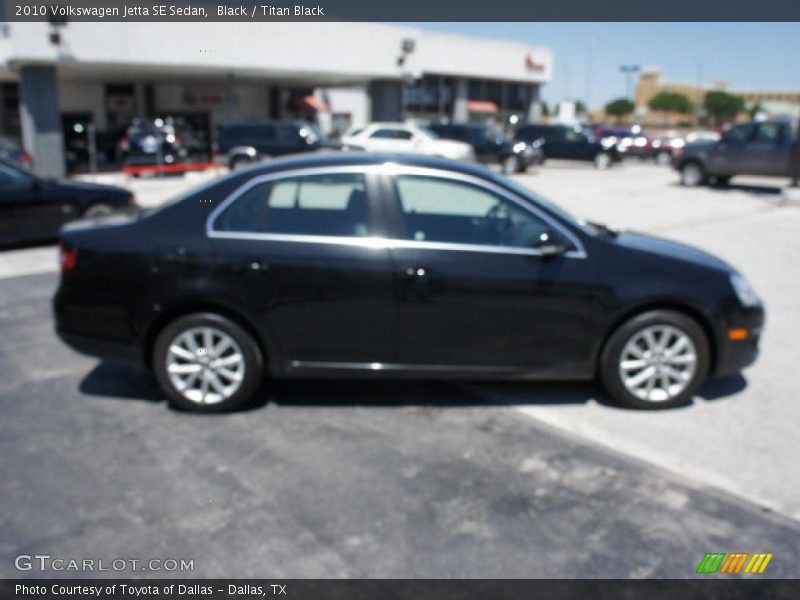 Black / Titan Black 2010 Volkswagen Jetta SE Sedan