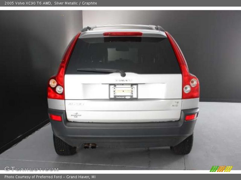 Silver Metallic / Graphite 2005 Volvo XC90 T6 AWD