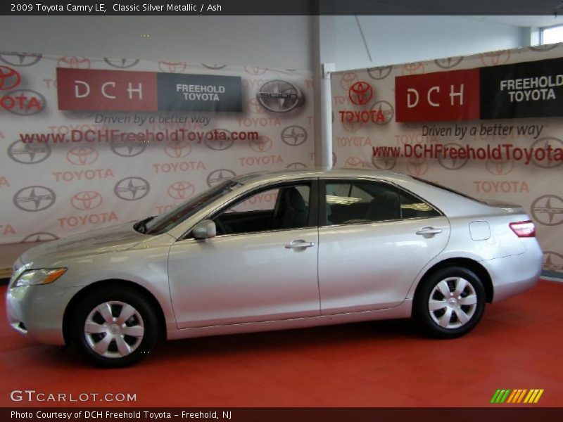 Classic Silver Metallic / Ash 2009 Toyota Camry LE