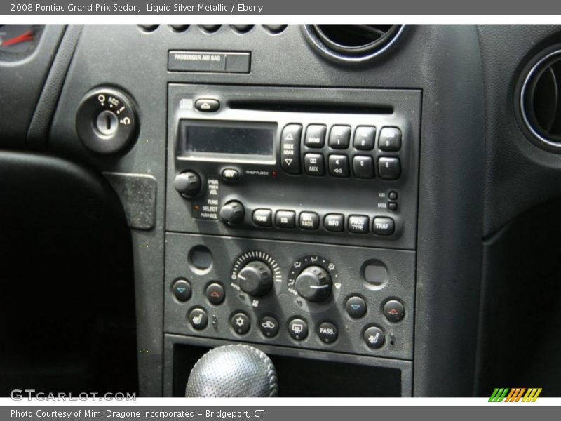 Liquid Silver Metallic / Ebony 2008 Pontiac Grand Prix Sedan